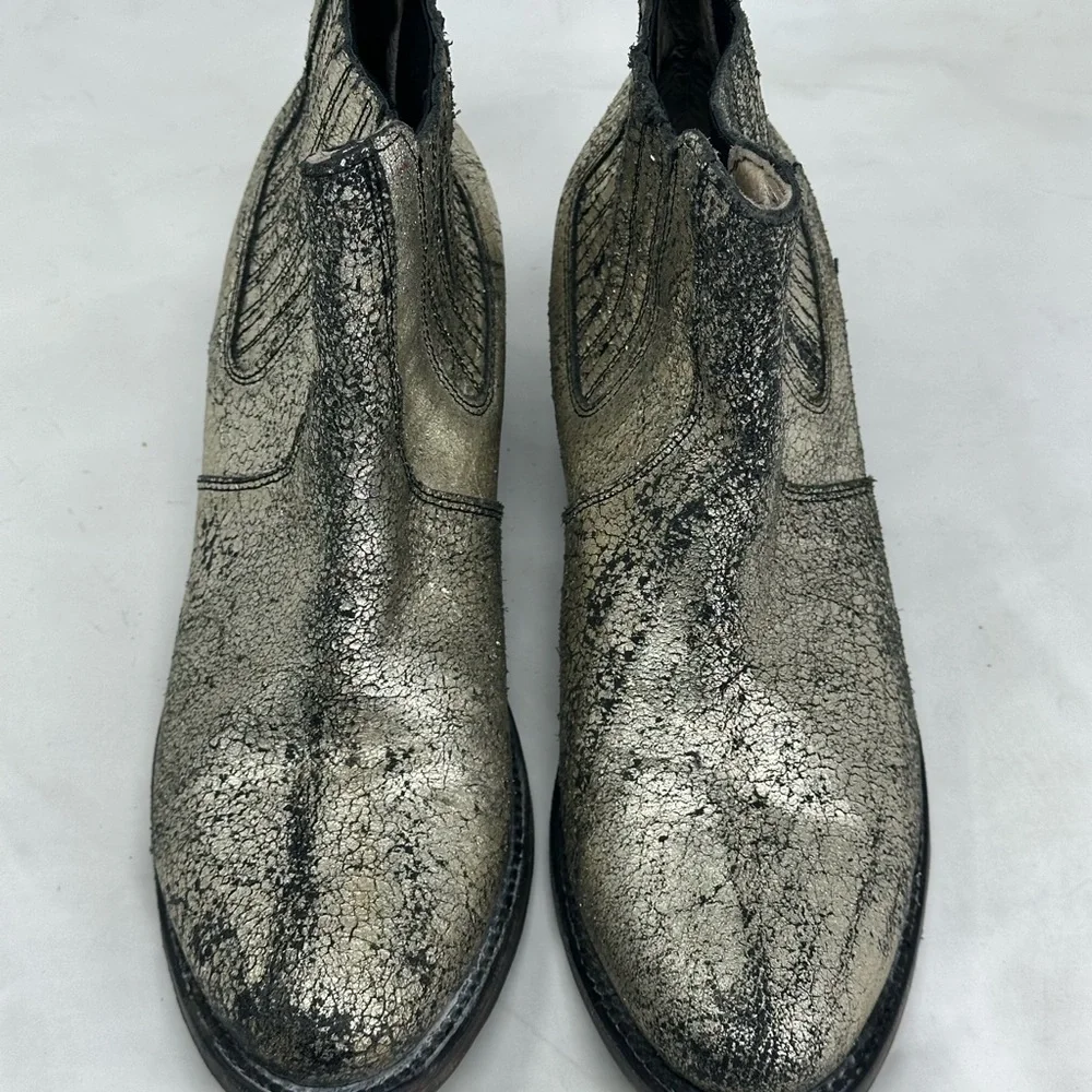 Freebird by Steven Madden Salamanca Distressed Leather Boots 9 - Picture 3 of 11